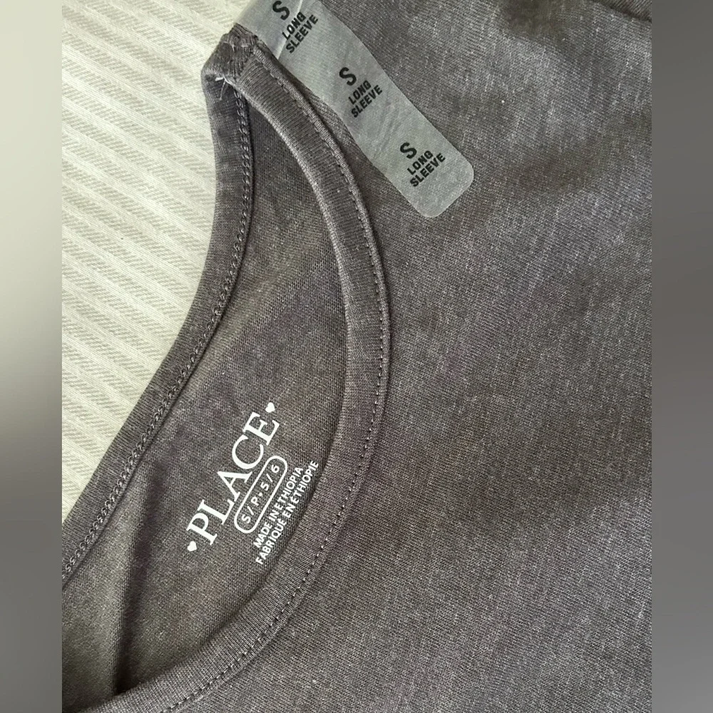 NWT THE CHILDREN’S PLACE Kids Long Sleeve Top Size S